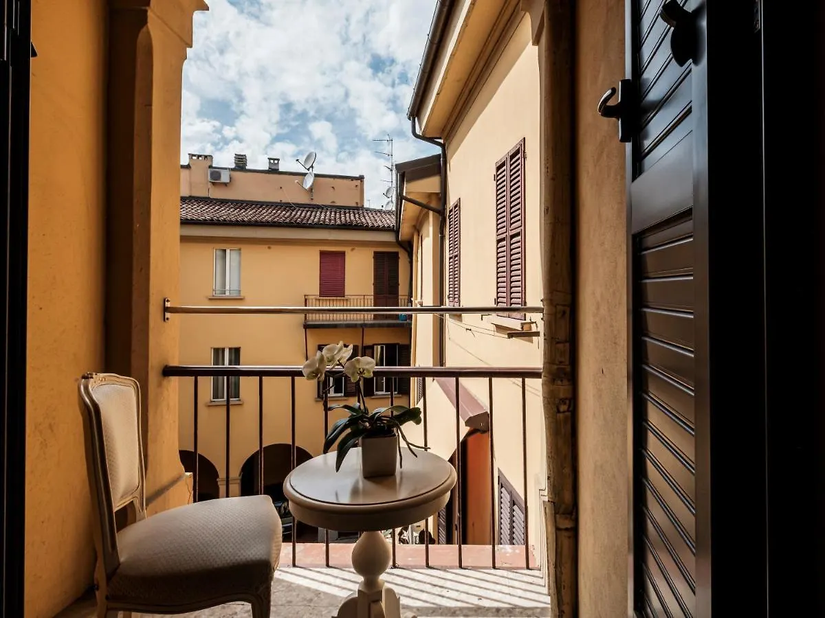 Hotel Accademia Bologna 3*,  Italien