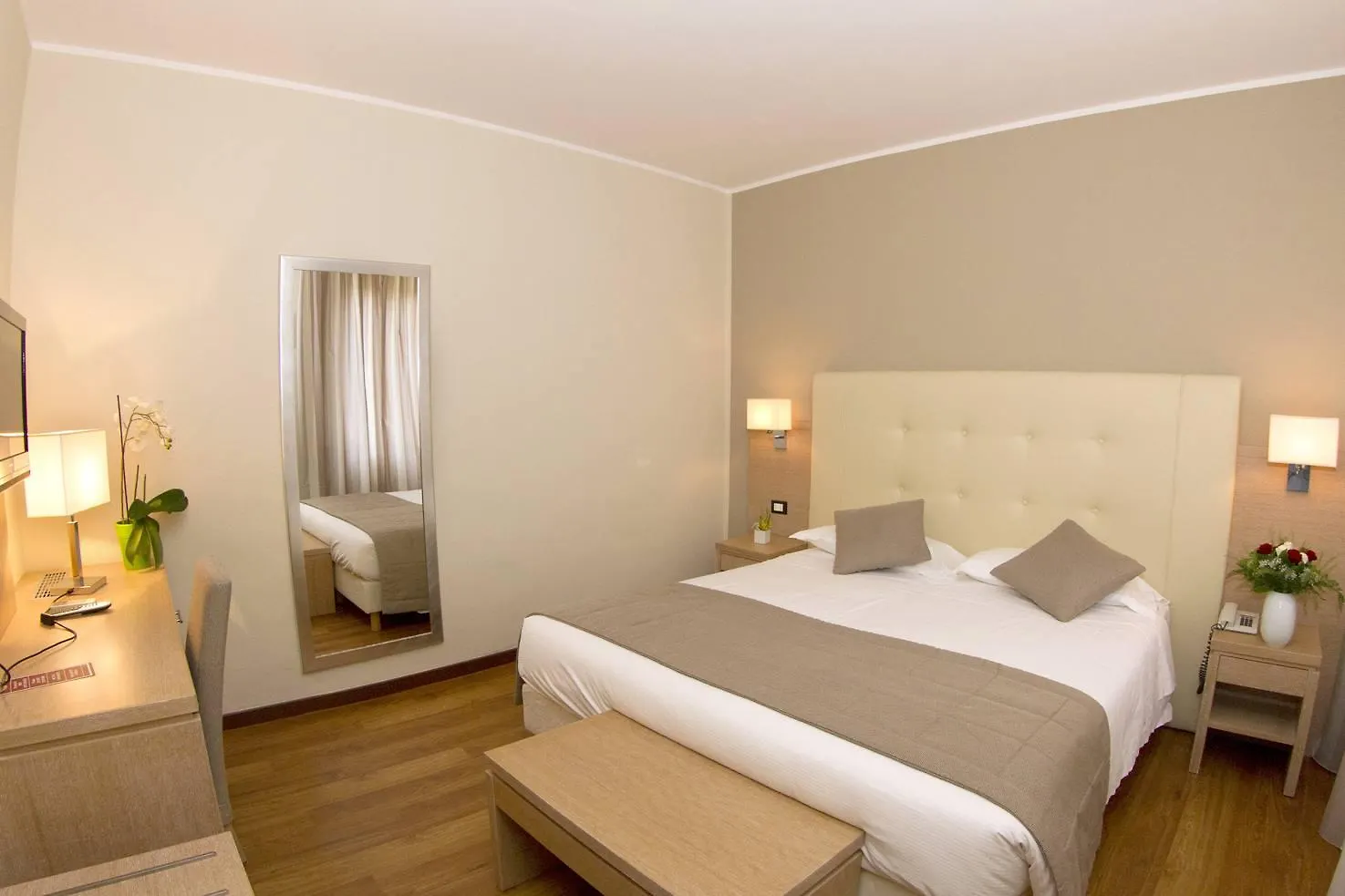 Hotel Accademia Bolonya