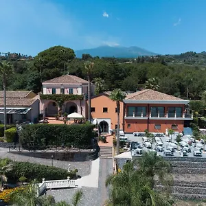 Il Ciliegio Dell 'etna , Giarre Italië