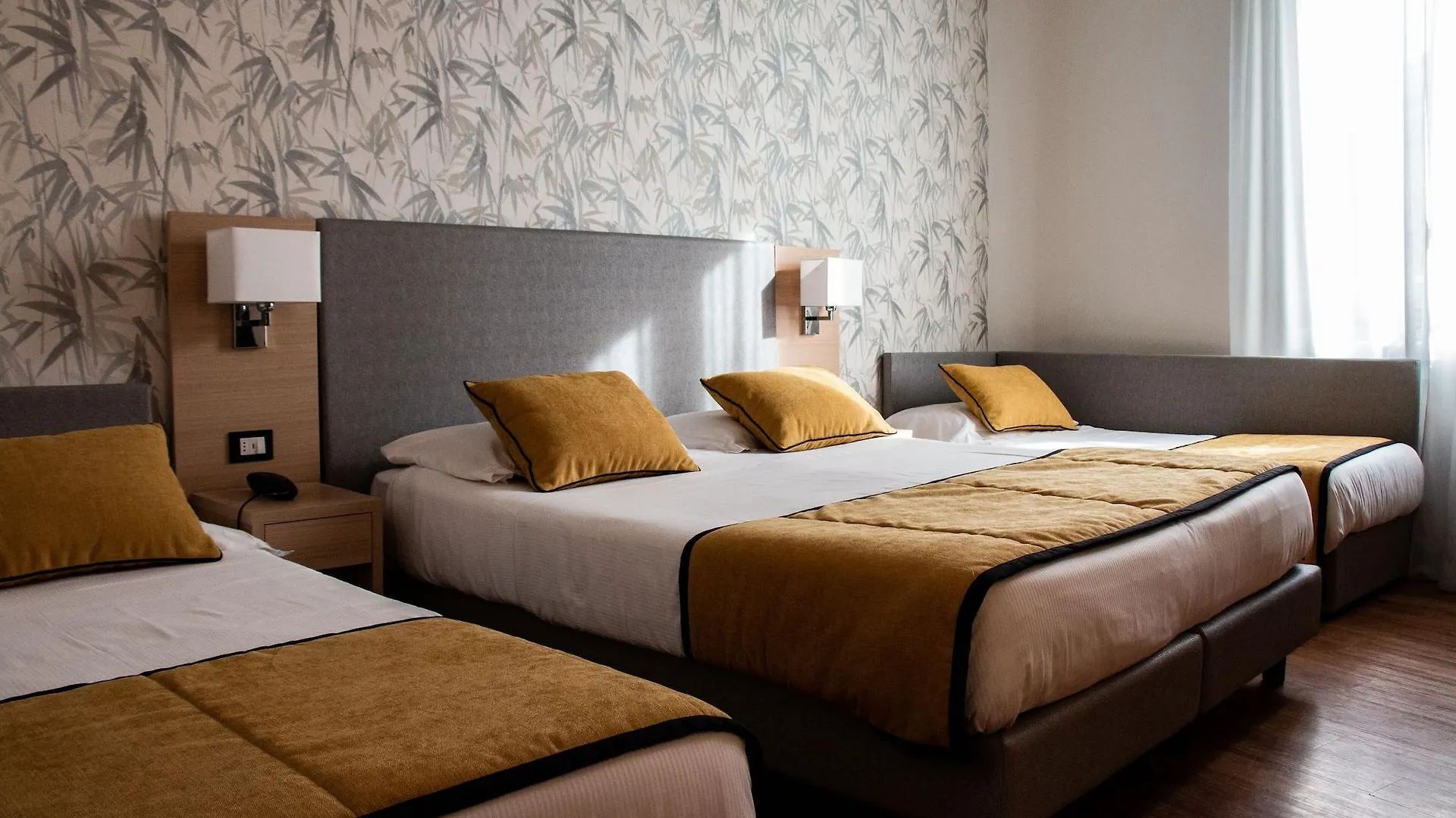 Hotel Accademia Bologna 3*,