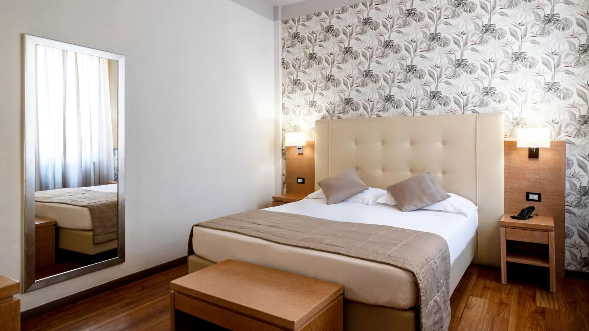 Hotel Accademia Bologna 3*,