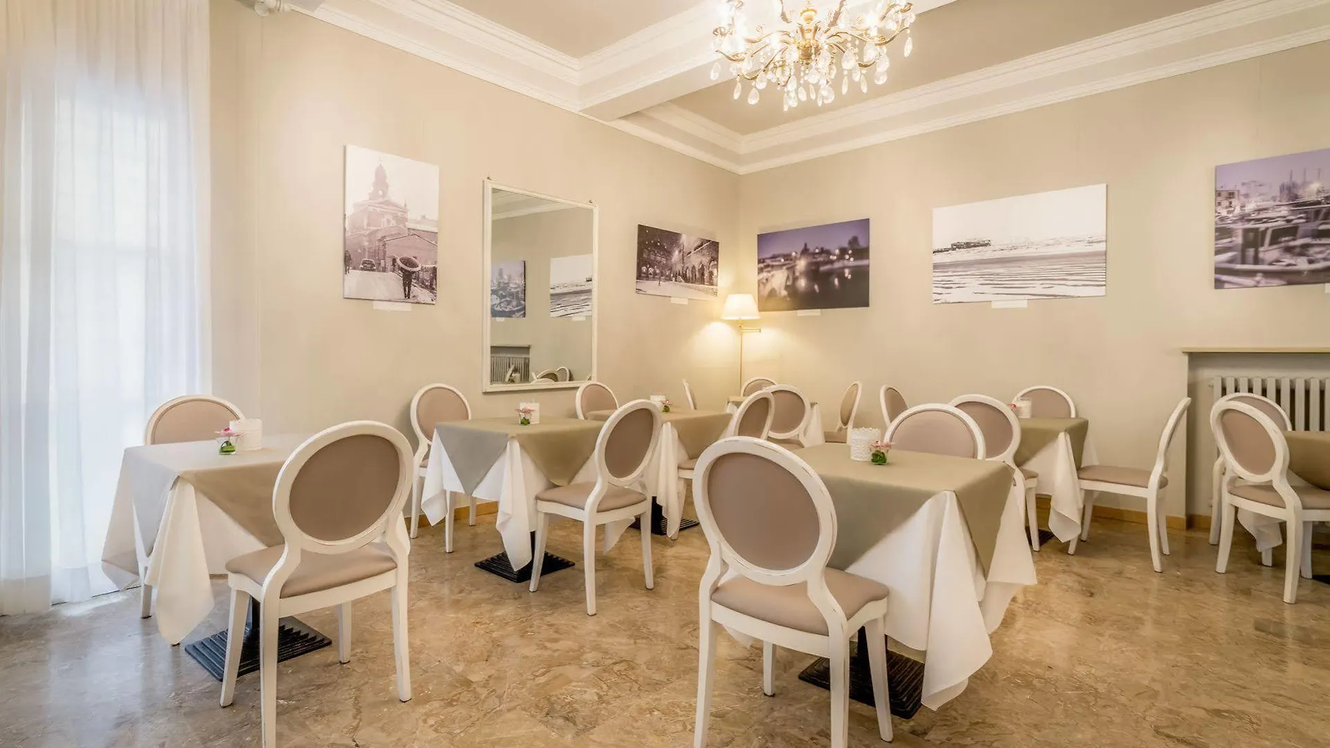 Hotel Accademia Bologna 3*,
